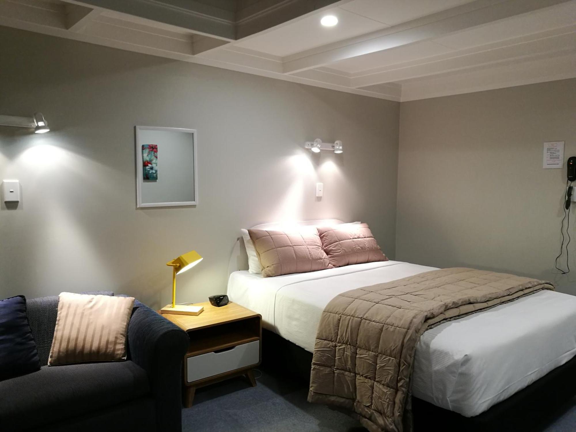 Phoenix Thermal Resort - Таупо Экстерьер фото