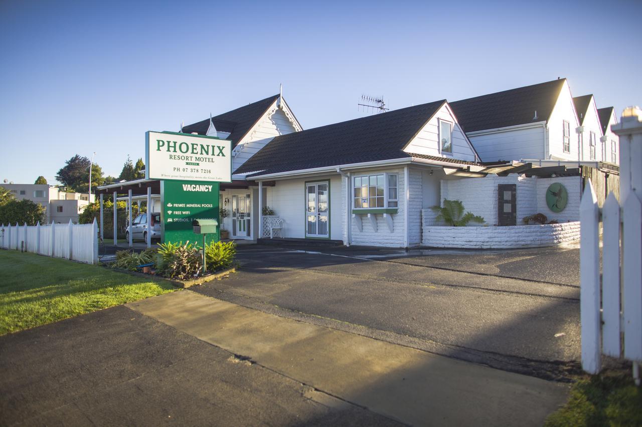 Phoenix Thermal Resort - Таупо Экстерьер фото